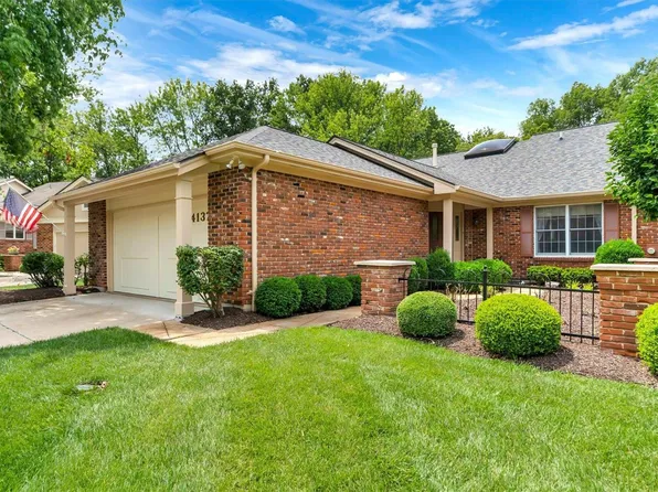 14137 Baywood Villages Dr, Chesterfield, MO 63017