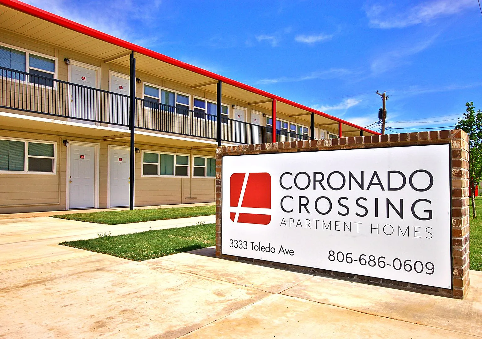 Welcome to Coronado Crossing Modern Comfort in Central Lubbock — Photo 4