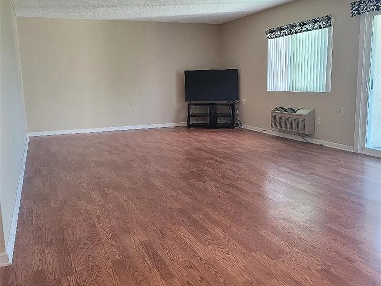 5515 Paseo Del Lago W #2A — Photo 5