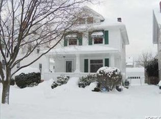 1568 Lauderdale Ave, Lakewood, OH