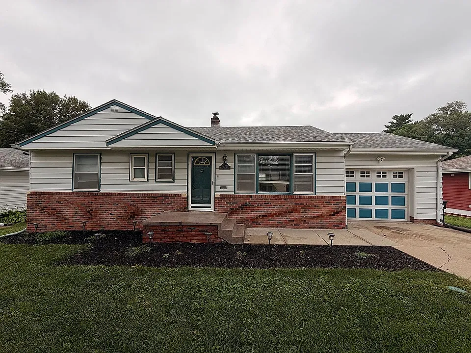710 S 67th Ave