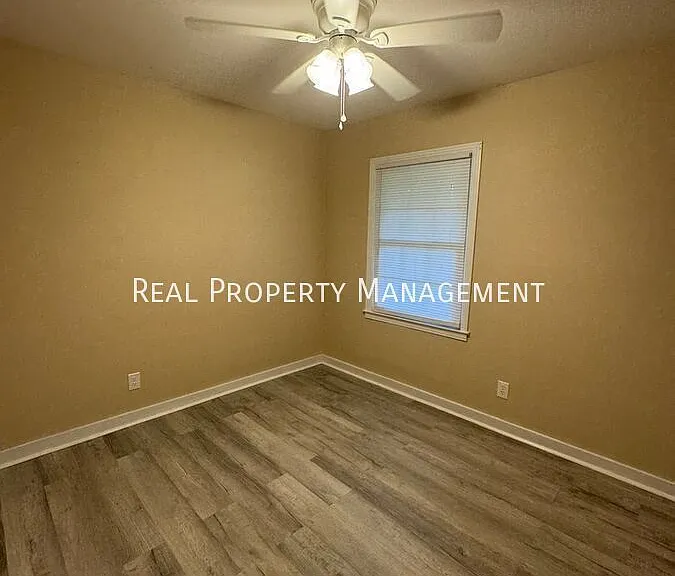 4440 Nicholl Dr — Photo 21