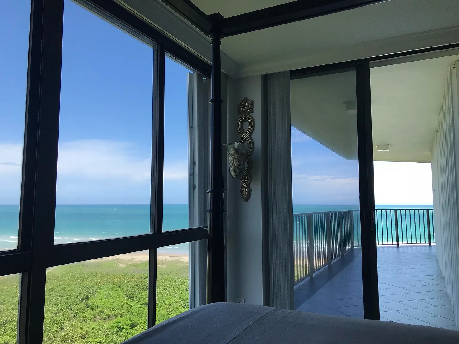 2 bed, 2.0 bath, 1439 sqft, $2,950 — Photo 3