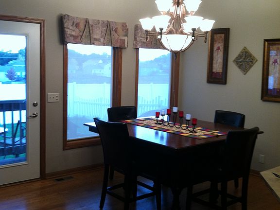 5th image of 1122 Joy Cir