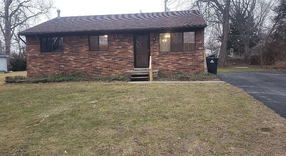1st image of 1656 Beatrice St