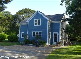 17 Tia Anna Ln, Oak Bluffs, MA 02557