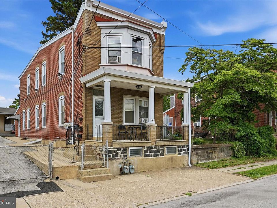 1st image of 815 Tremont Ave