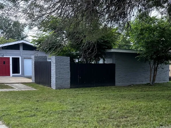 8222 LITTLEPORT, San Antonio, TX 78239