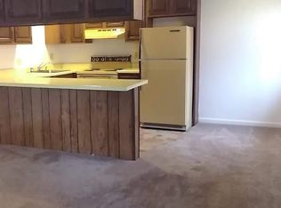 211 19th St APT 5, Kenova, WV 25530