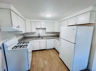 413 High Street, Hampton, NH 03842