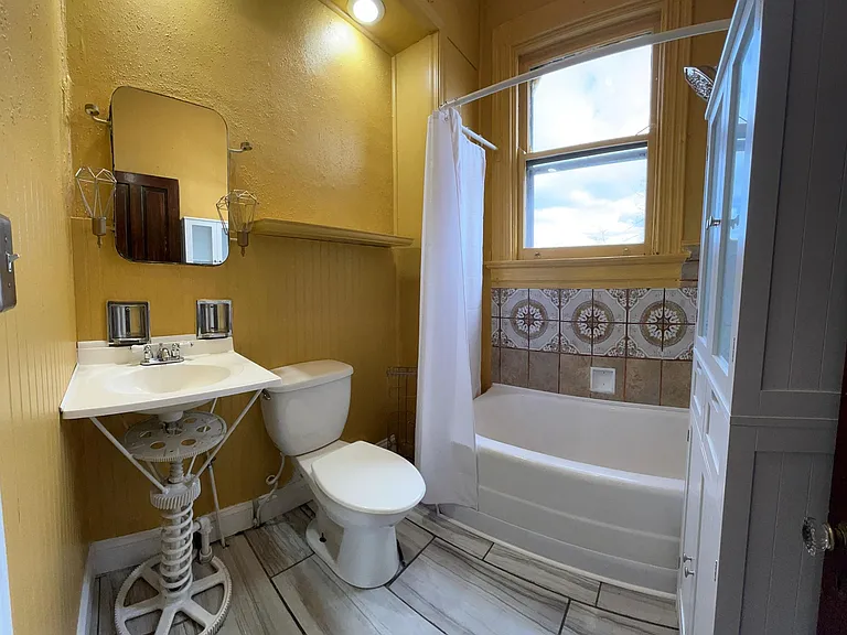416 W Martin Luther King Jr Blvd #2 — Photo 12
