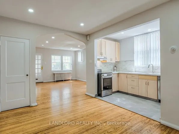 16 Acacia Rd, Toronto, ON