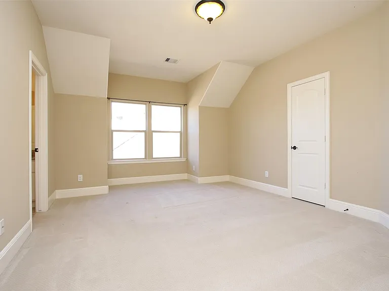 18934 Camillo Ct — Photo 32