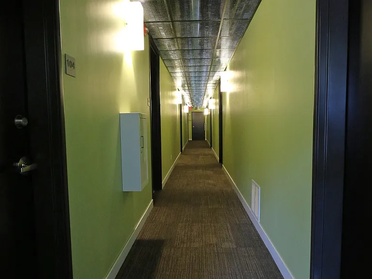 La Pompadour hallway