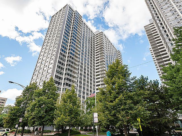 1st image of 4250 N Marine Dr APT 2116