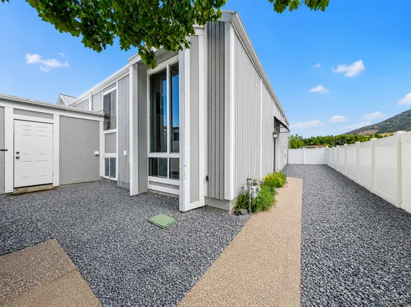1898 E 5775 S, South Ogden, UT 84403