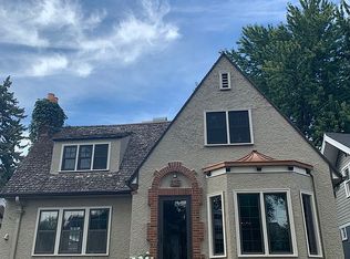 626 E 21st St, Sioux Falls, SD 57105