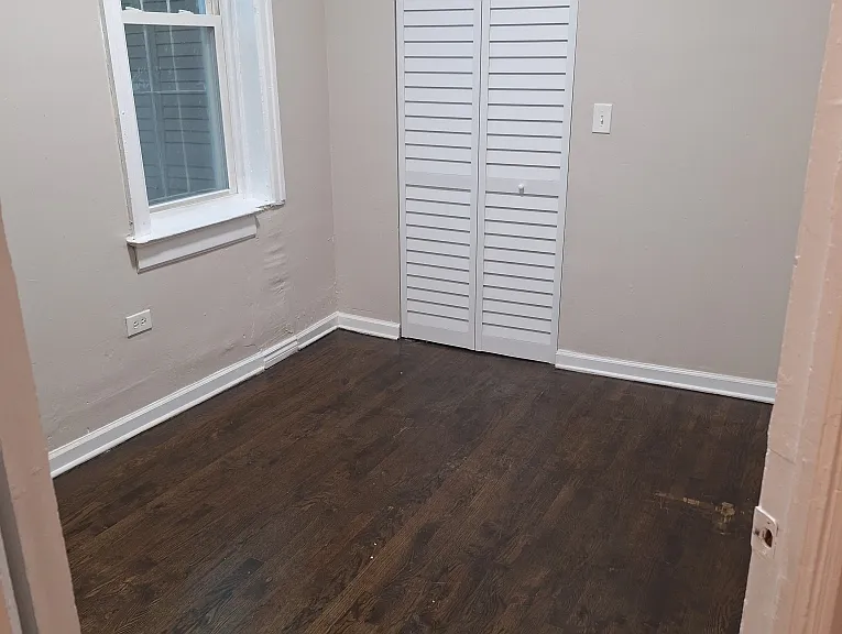 4733 S Prairie Ave #1 — Photo 8