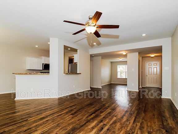 4th image of 17009 Crooked Oak Dr