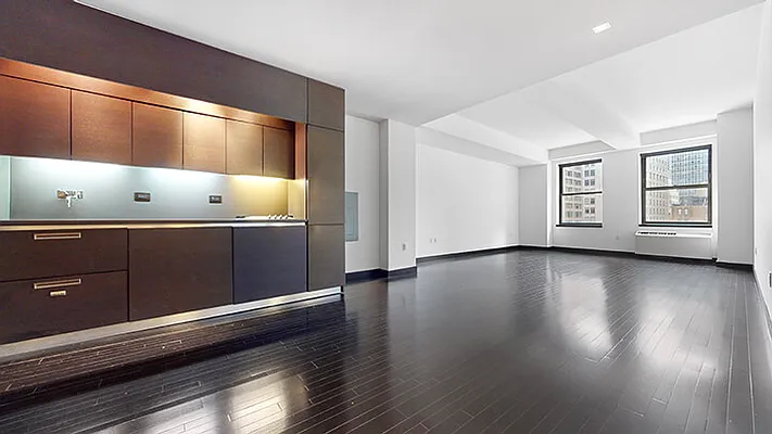 Rented by Bizzarro Agency | media 14