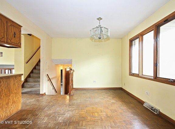 4th image of 6704 W 93rd St