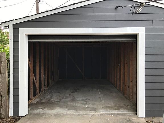 3rd image of 1329 Ormond Dr