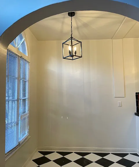 102 gas range through arched doorway