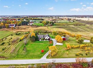 2330 Centre St, Pelham, ON L0S1M0
