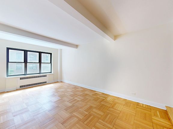 3rd image of 141 E 56th St APT 3C