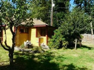 12523 SW 297th Way #A, Vashon, WA 98070