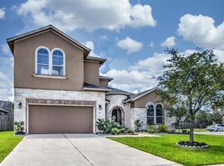 9628 Eden Ridge Ln, Pearland, TX 77584