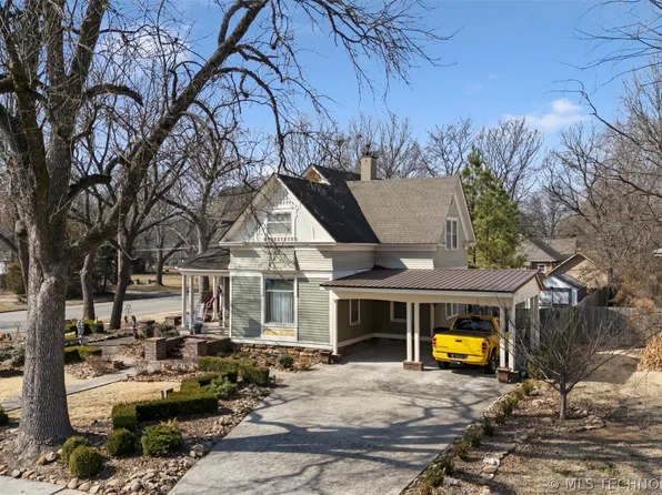 247 S Smith St, Vinita, OK 74301