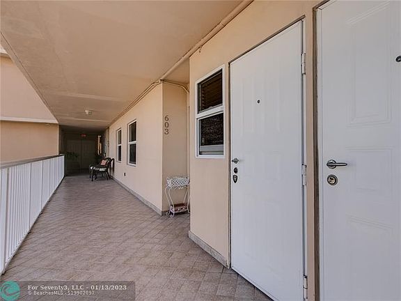 5th image of 121 Golden Isles Dr APT 603