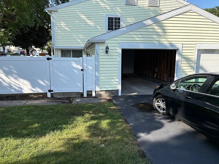 167 Greenway Blvd — Photo 1