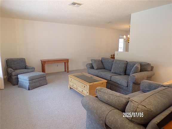 4th image of 881 48th Ave
