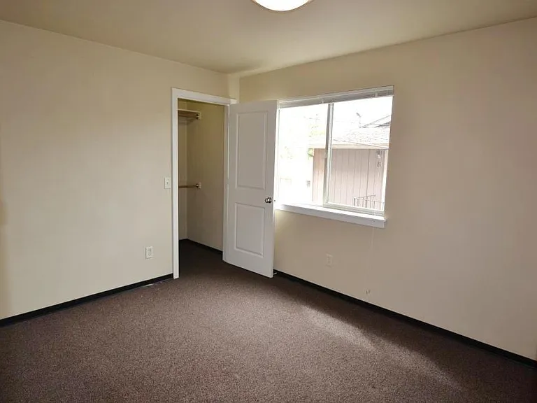 1754 Patterson St #19 — Photo 9
