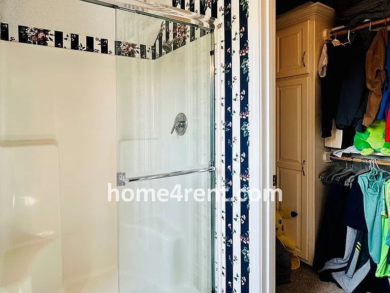12648 S Hallet St — Photo 44