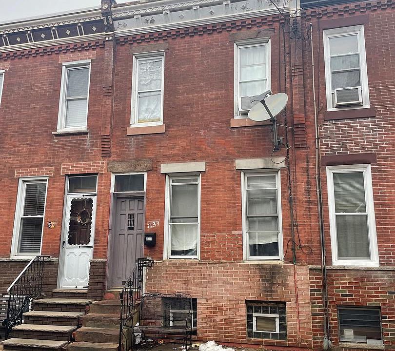 1st image of 833 Wilder St