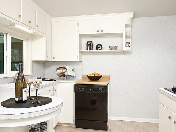 kitchen looking west