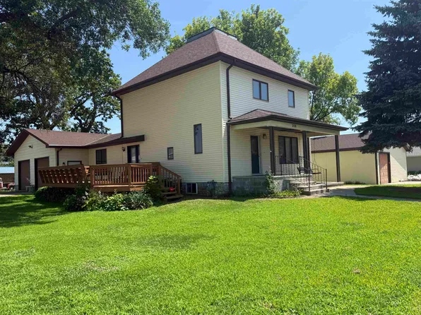 206 N 2nd St, Battle Creek, NE 68715