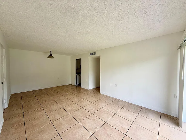 1239 N Benoist Farms Rd #110 — Photo 12