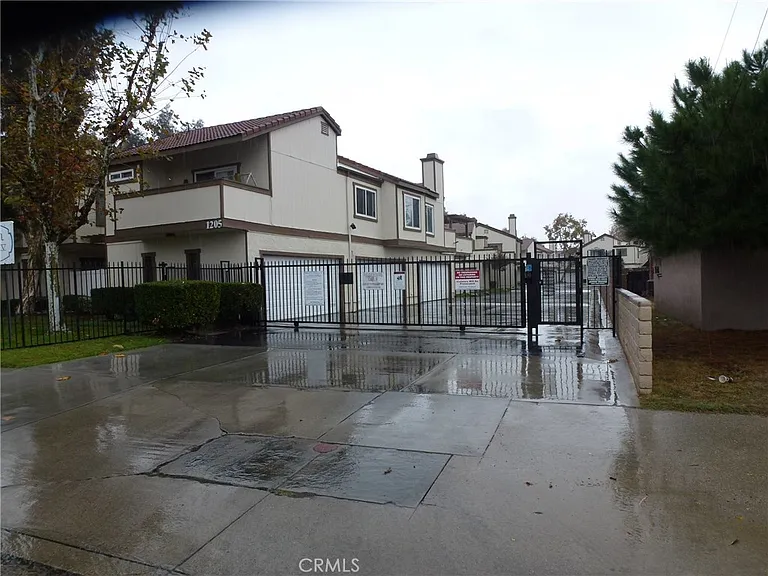 1211 S Palmetto Ave #C — Photo 2