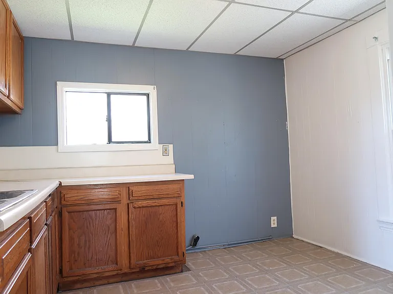 2430 Cudaback Ave #2 — Photo 8
