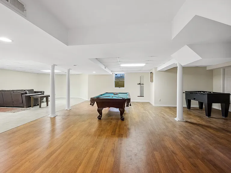 8 Duckwood Ln — Photo 34