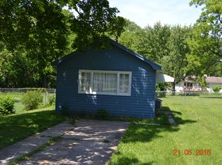 302 Bonnie Ln, Liberty, MO 64068