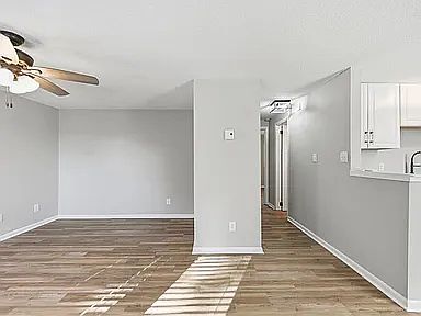 5th image of 7513 Chesapeake Blvd #B