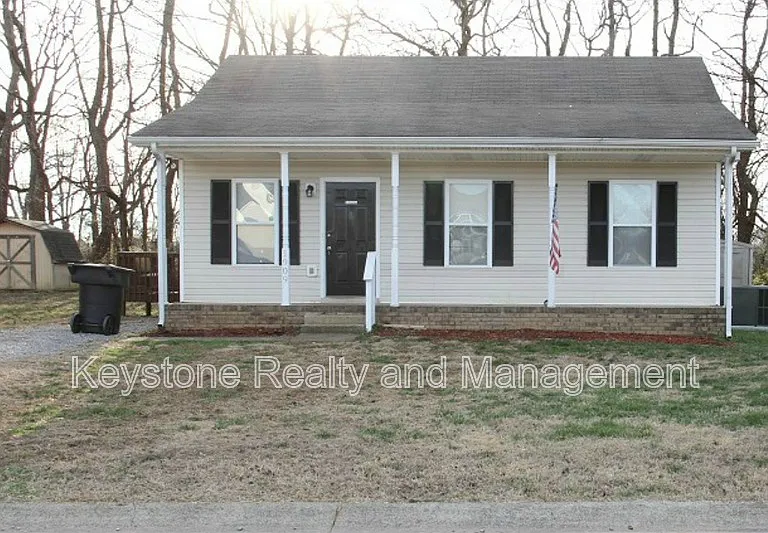 1909 Timberline Cir — Photo 1