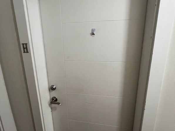 196 W Main St #7