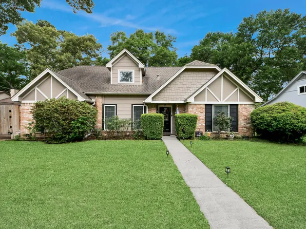 12710 Ravensway Dr, Cypress, TX 77429