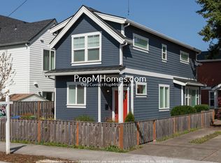 6520A SE 70th Ave, Portland, OR 97206